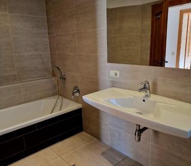 Kaprun Hotel | Pension Baranekhof - Accommodation in Nature with Mountain Views - Baranek Resorts