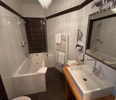 Lienz Hotel | WILDAUERS Ansitz Haidenhof STAY & SLEEP