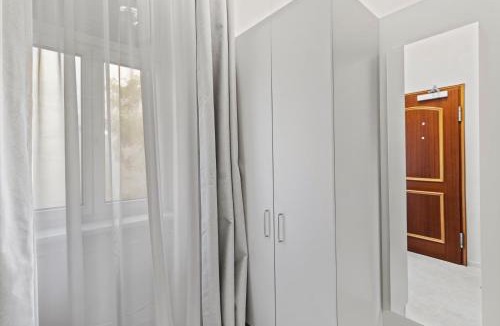 Meidling Hotel | Meidling Rooms I 1 Min to U6 I Self Check In