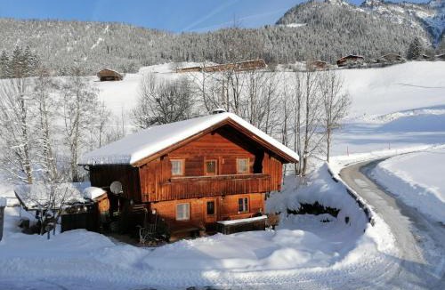 Alpbach House | Wörglerhof's Hüttenapartments mit Kachelofen Farm Stay