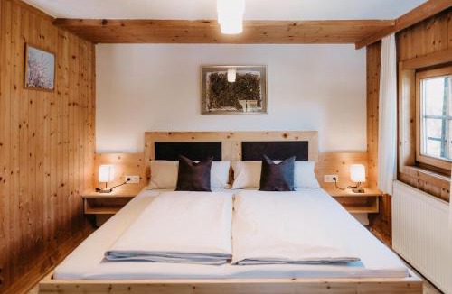 Matrei in Osttirol House | Ferienhaus Innerkienzerhof - Urlaub am Bauernhof