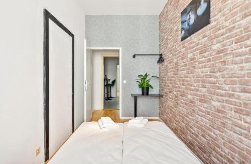 Rudolfsheim-Funfhaus Apartment | Industrial Soul Vienna - near center