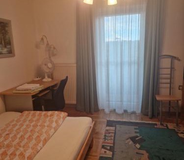 Wald Apartment | Ferienwohnung am Stadtrand