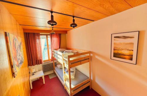 Pradl Apartment | Vintage Tirol Apartment