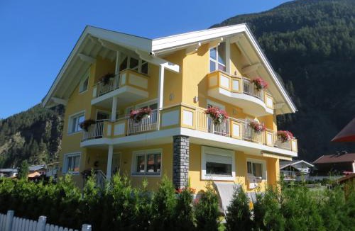 Unterlaengenfeld Apartment | Haus Tanja