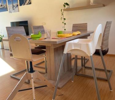 Zirl Apartment | Bergblick rundum Zirl by Base&Beyond
