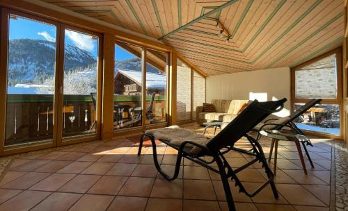 Tannheim Apartment | Ferienwohnungen Tannheim - bei Martina Fügenschuh - Sommerbergbahn inklusive - ruhige Lage direkt an Lift & Loipe
