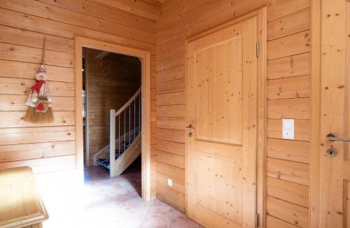 Frantschach-Sankt Gertraud Ski Chalet | Feriendorf Koralpe Chalet Alpenperle