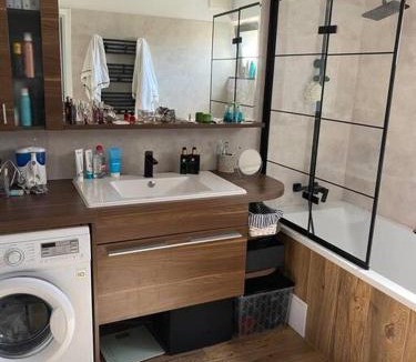 Wittau Apartment | Tolle 3 Zimmer Wohnung mit Garten