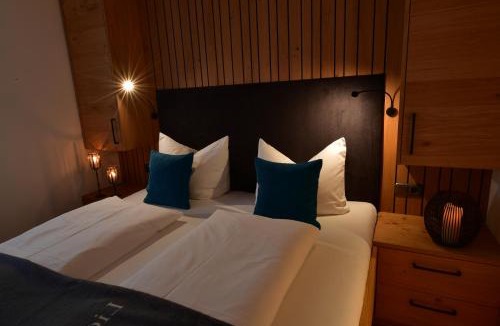 Mittelberg Apartment | Ferienwohnungen Kohler komplett neu renoviert E-Ladestaion kostenlos