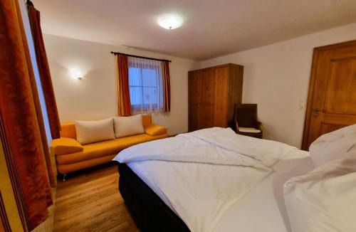 Pfunds Apartment | Apartment Rätia I by Interhome