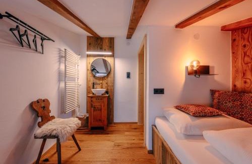 Sankt Anton am Arlberg Apartment | Haus Richard Falch Chalet Apartment St Anton am Arlberg