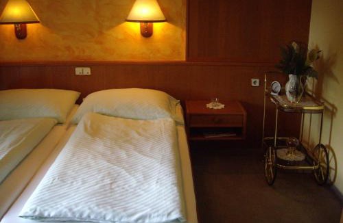 Kremsmuenster Hotel | Hotel Pension Stadlhuber Aktivpark Kremsmünster