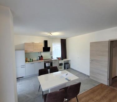 Krummnussbaum Apartment | Apartment Krummnußbaum, Neu und großzügig mit direktem Donaublick auf Maria Taferl
