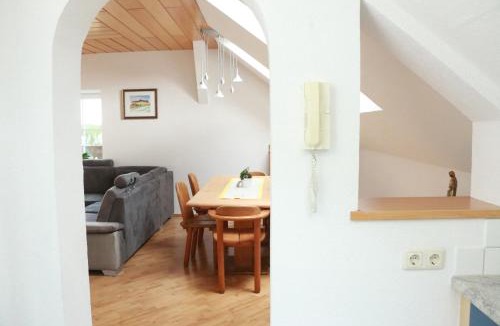 Obertrum am See Apartment | Ferienwohnung am Bio-Bauernhof