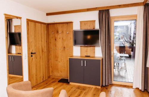 Brand House | Haus Kella-Egg