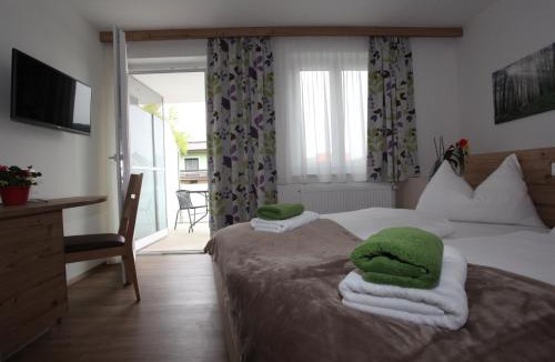 Feldbach Bed & Breakfast | Hotel & Frühstückspension Raabtal