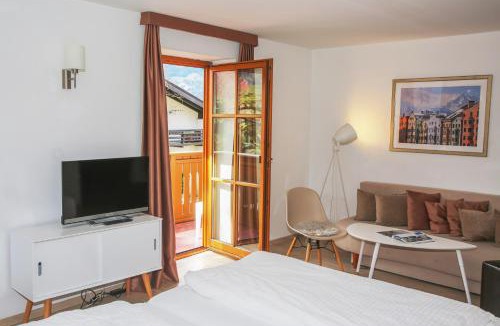 Igls Hotel | Hotel Sonnenhof - bed & breakfast & appartements