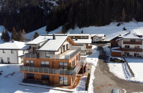 Vergoetschen Apartment | Chalet Chardonnay