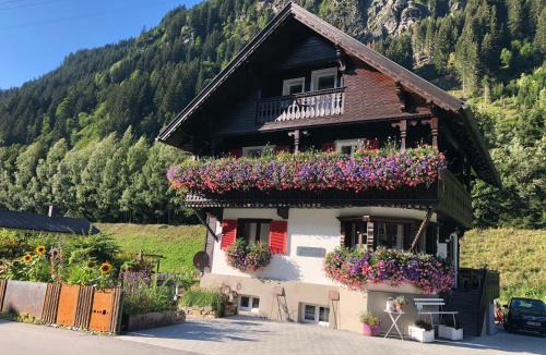 Partenen Apartment | Haus Berta, Montafon