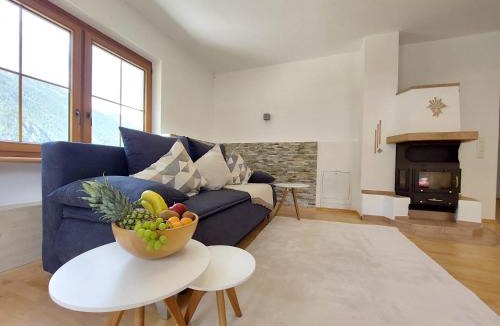 Umhausen Apartment | Mandla's Hoamat