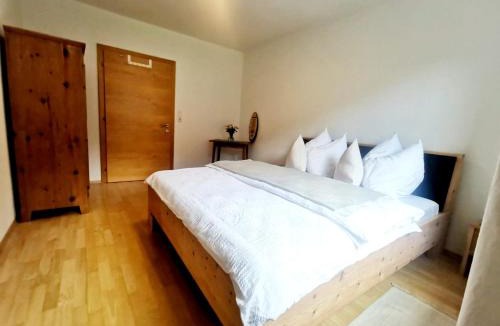 Umhausen Apartment | Mandla's Hoamat