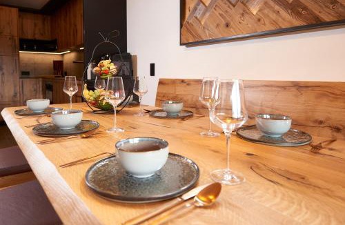 Taxenbach Apartment | Penthouse Suite by Brugger