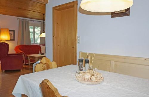 Flirsch Ski Chalet | Chalet Lieblingsplatz by Interhome