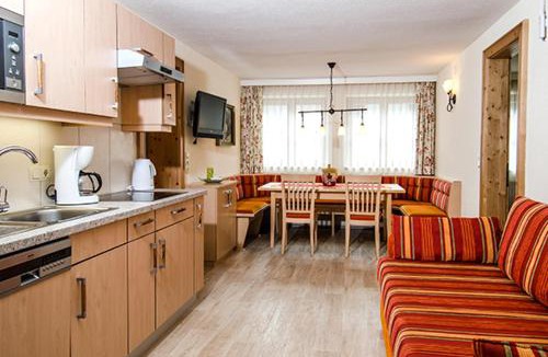 Sankt Anton am Arlberg Apartment | Hof am Arlberg - Familie Walter