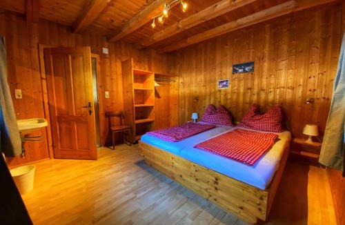 Neustift Im Stubaital Apartment | Ferienhaus Falbeson