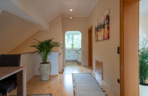 Koessen Apartment | Apartment Tinney