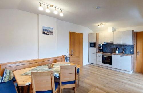 Thumersbach Apartment | Apartment Unterpirchhof by Interhome