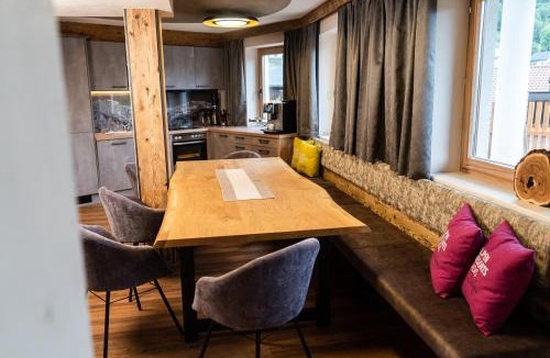 Ladis House | Chalet EDELWEISS - Private Wellness with Whirlpool & Sauna