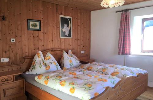 Maschl House | Farmhouse in St Johann with Sauna