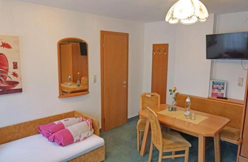 Laengenfeld Apartment | Apartment Falkner-7 by Interhome