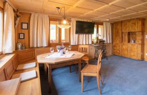 Schwarzenberg Apartment | Rosenhaus 3