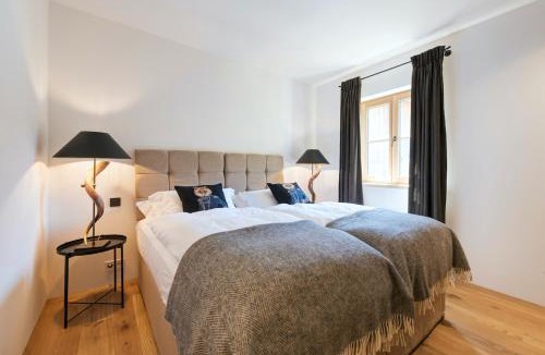 Sankt Anton am Arlberg Apartment | Chalet Marmotta NEVE - Luxus Chalet Ski-In Ski-Out