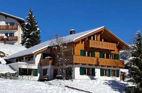Zug House | Landhaus Alpenland
