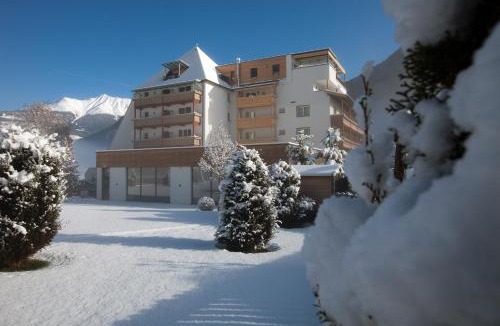 Ried im Oberinntal Hotel | Hotel Truyenhof