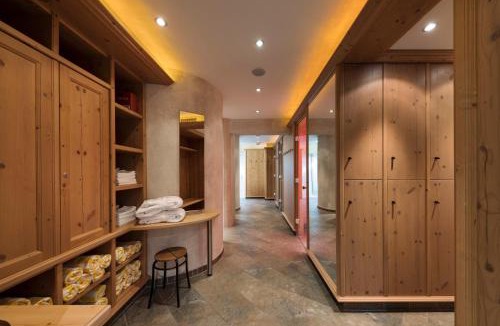 Niederthai Hotel | Hotel Gasthof Stuibenfall