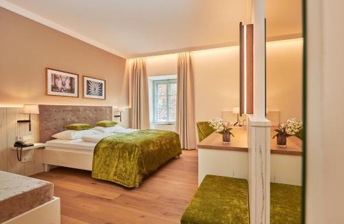 Waidhofen An Der Ybbs Hotel | Das Schloss an der Eisenstrasse
