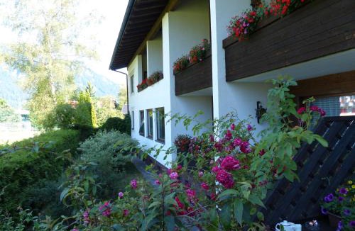 Ehenbichl House | Pension Hohenrainer
