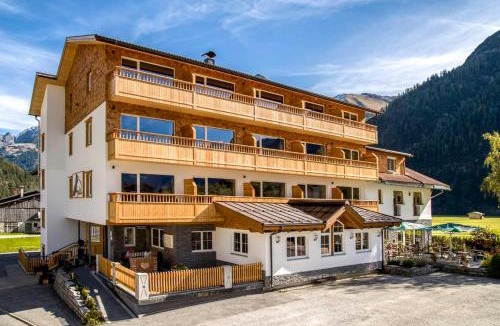 Holzgau Hotel | Wohlfühlhotel Berg Heil