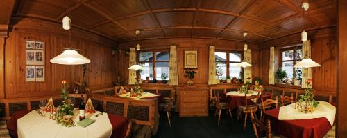Partenen House | Pension Backstuba