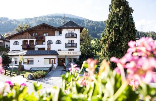 Wald Hotel | Ferienhotel Bergland
