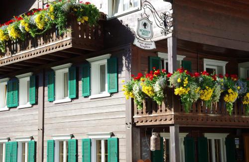 Partenen House | Gasthof zum Guten Tropfen