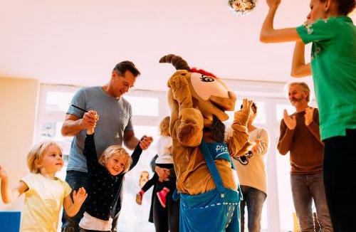 Arzl im Piztal Hotel | Pitzis Kinderhotel - Family Only