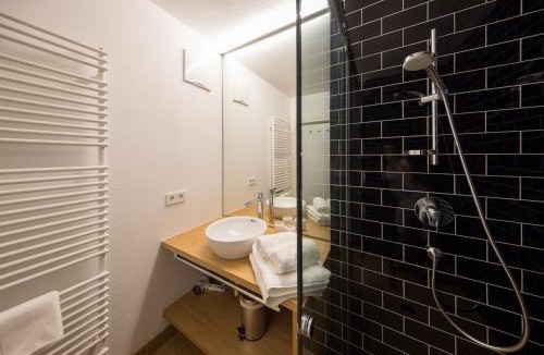 Alpendorf Apartment | Appartement Schwarz