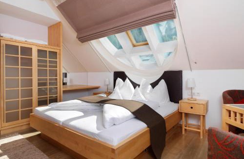 Ischgl Hotel | Hotel Goldener Adler - im Sommer Silvretta Premium Card inkludiert