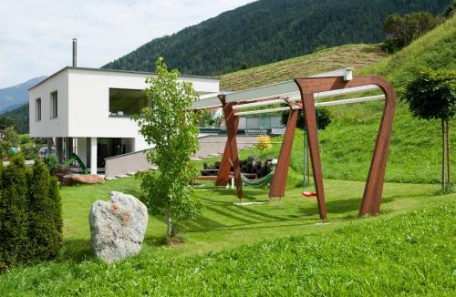 Fulpmes Apartment | Ferienwohnung Robi